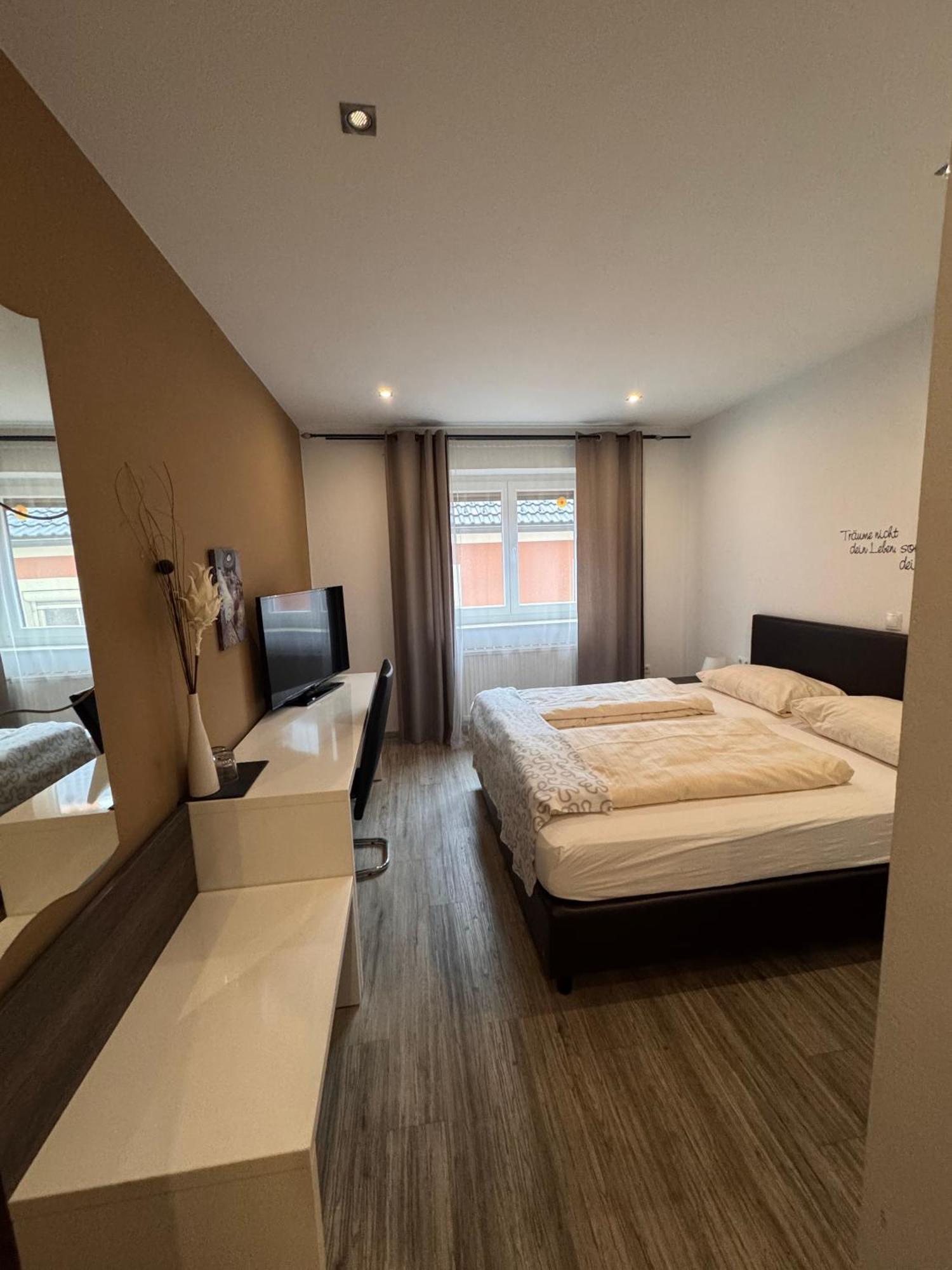 Austria Traveller Hotel Kirchdorf كيرشورف آن دير كريمس المظهر الخارجي الصورة
